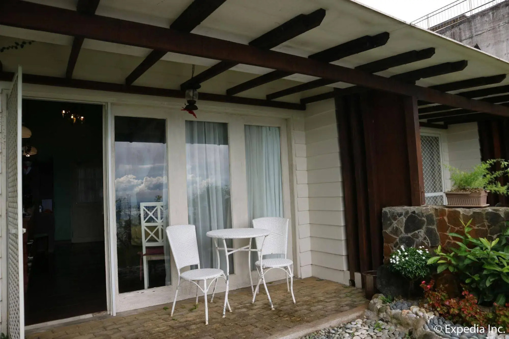 Joaquin's Bed and Breakfast