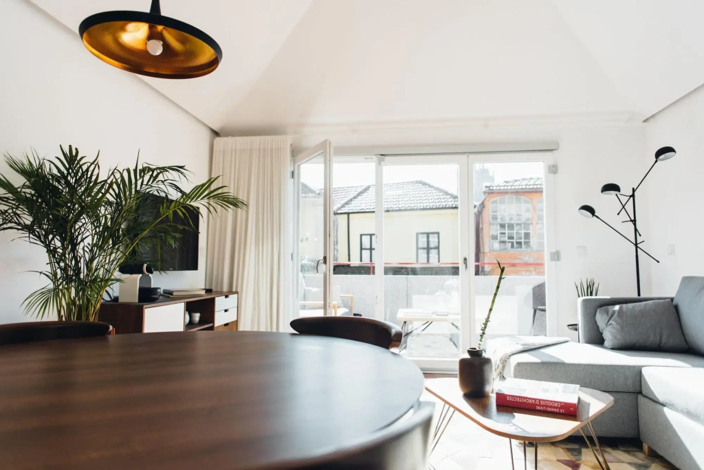 Myo Design House by LovelyStay