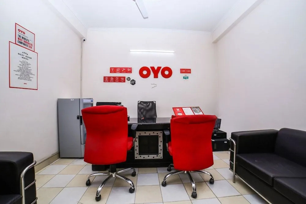 OYO Flagship 17382 AV Residency