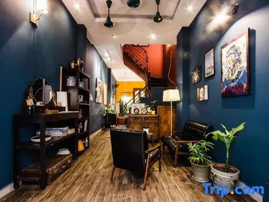 CAMP Dakao | a curated accomodation