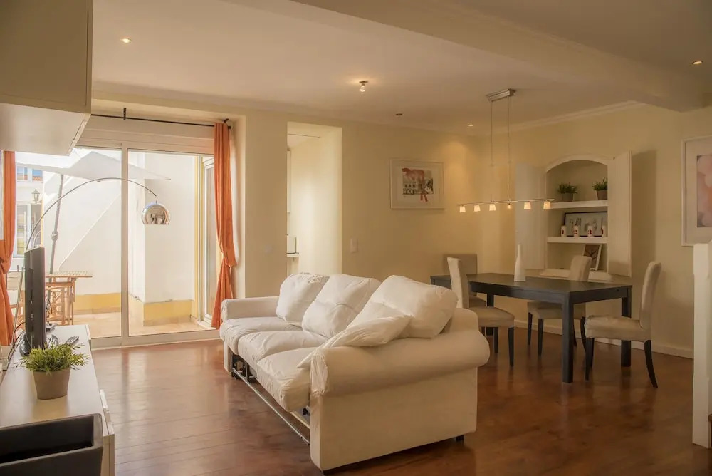 B36 - Backstreet Duplex in Lagos by DreamAlgarve