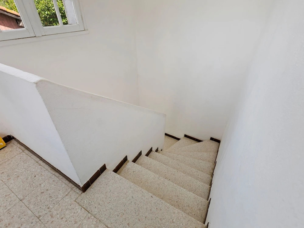 Beautiful Apartment in Mèze with Swimming Pool