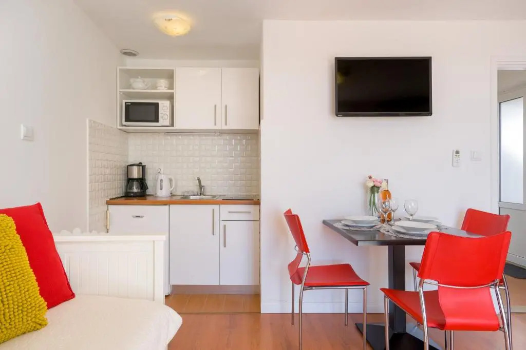 Apartments Zicara