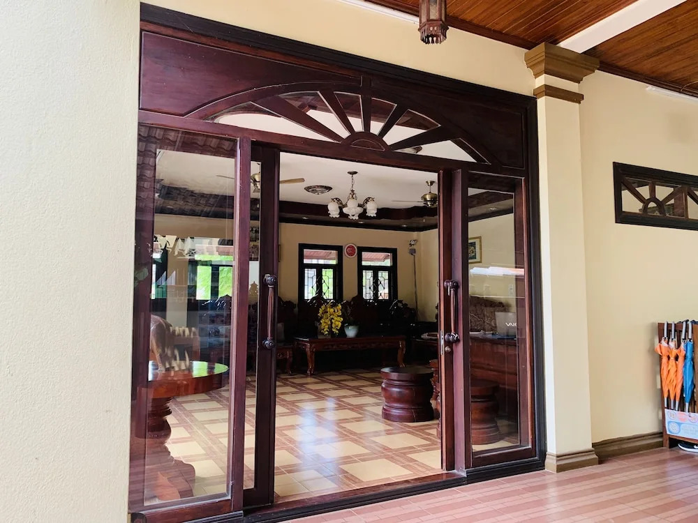 Luang Prabang Maison Vongprachan & Travel