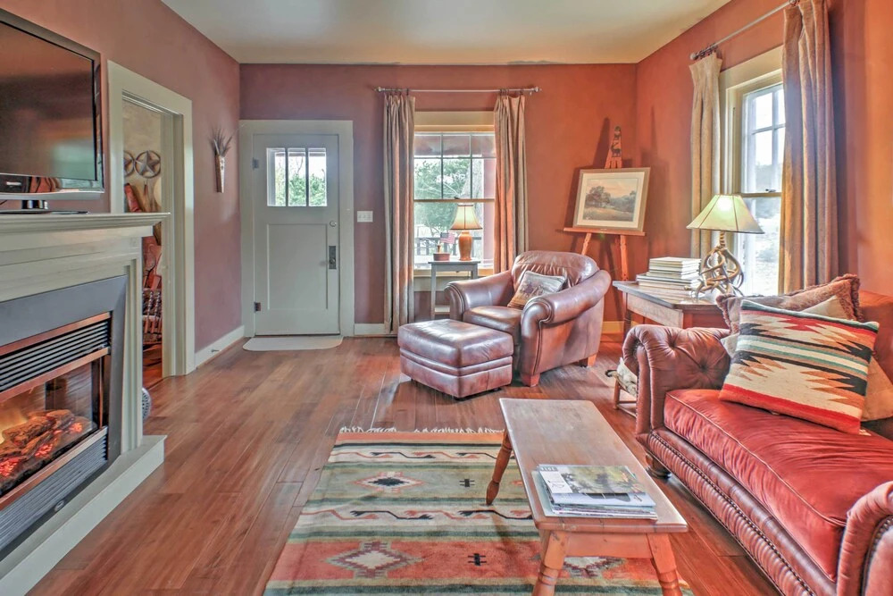 'august Schmidt' Fredericksburg Cottage w/ Hot Tub