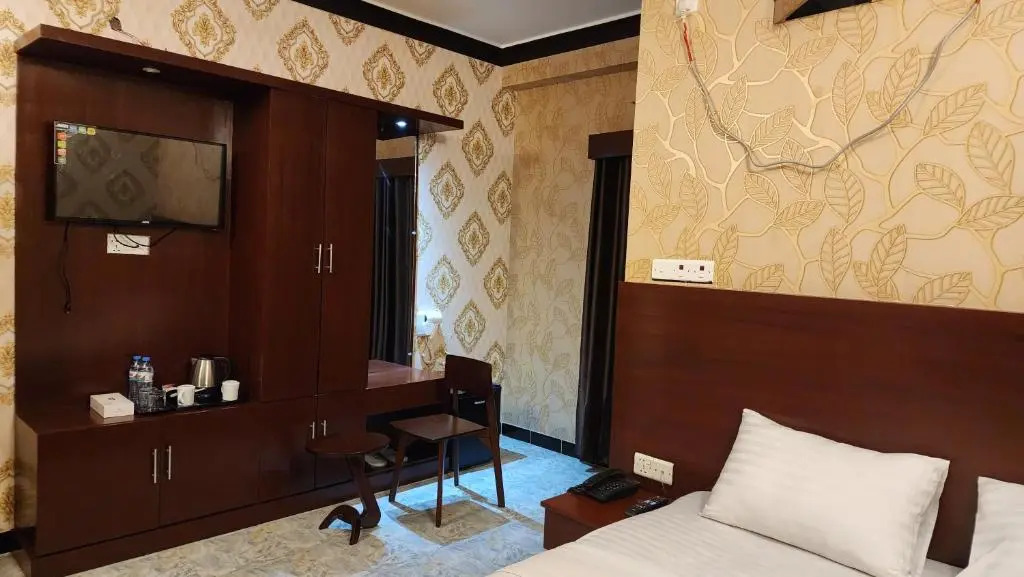 Sunset Bay Hotel