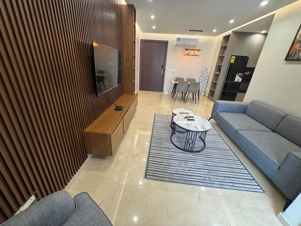 Bravia Residence by Cozy