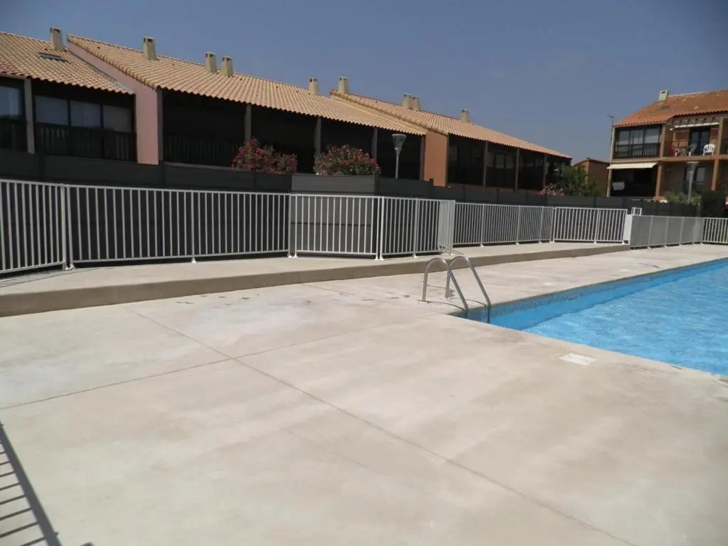 Appartement Gruissan, 2 pièces, 6 personnes - FR-1-229-57