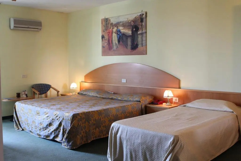 Ascot Lodging