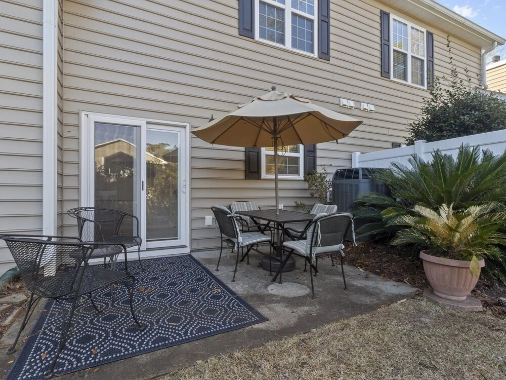 Fairway Oaks #20d 3 Bedroom Condo by RedAwning, North Myrtle Beach