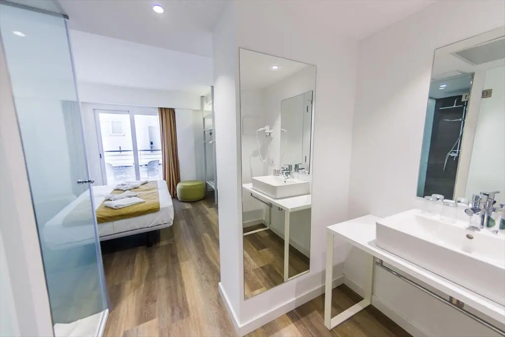 Apartamentos Triton