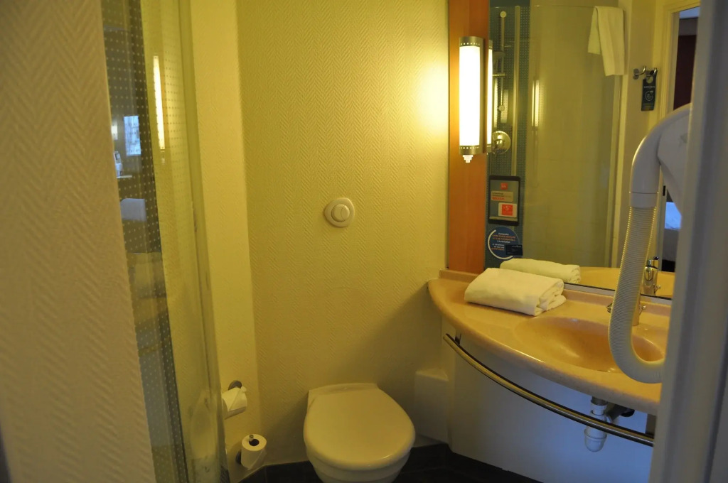 ibis Martigues Centre