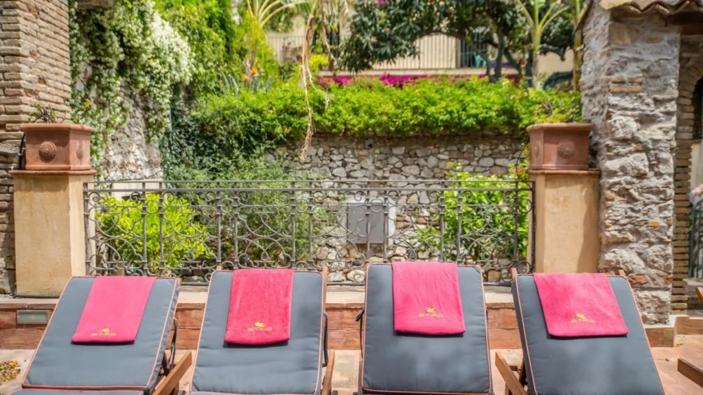 We Home Taormina Center with Parking