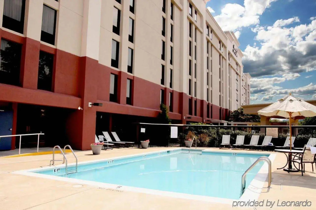 Hampton Inn & Suites Alexandria Old Town Area South