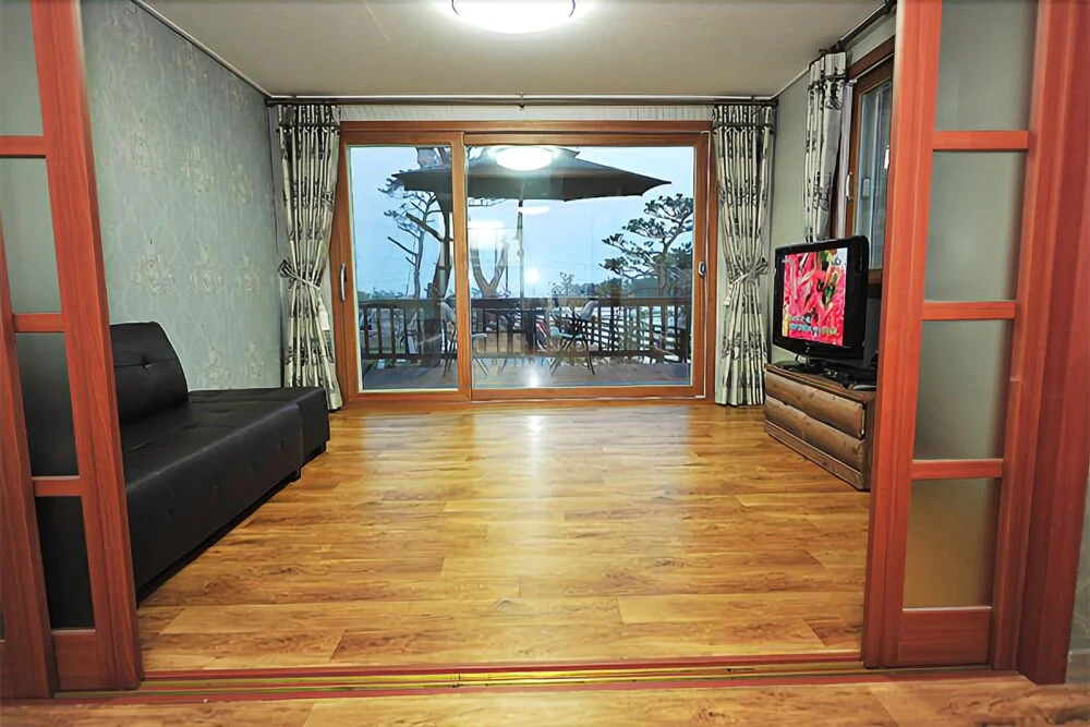 Yeongdeok Green Garden Pension