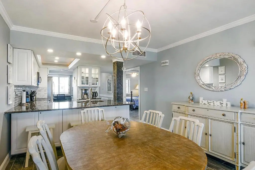 Land's End 10-302 Beach Front - Premier