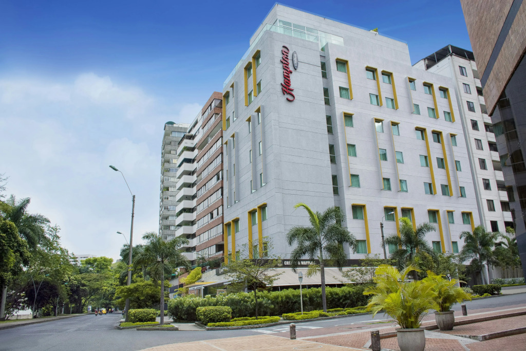 Hampton by Hilton Cali