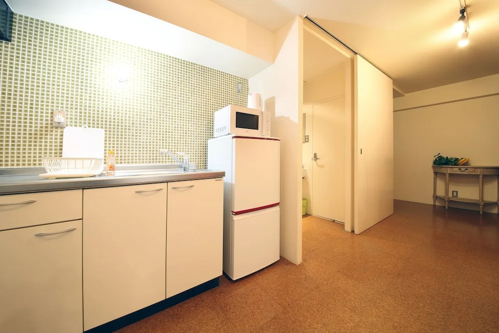Studio Minamisenba 405