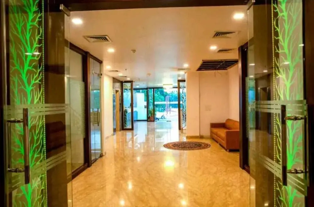 Goyal Hoteliers - Hotel The Agra Grande