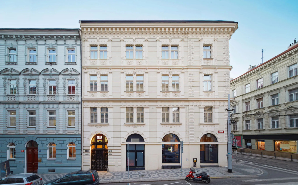 MH Apartments River Prague