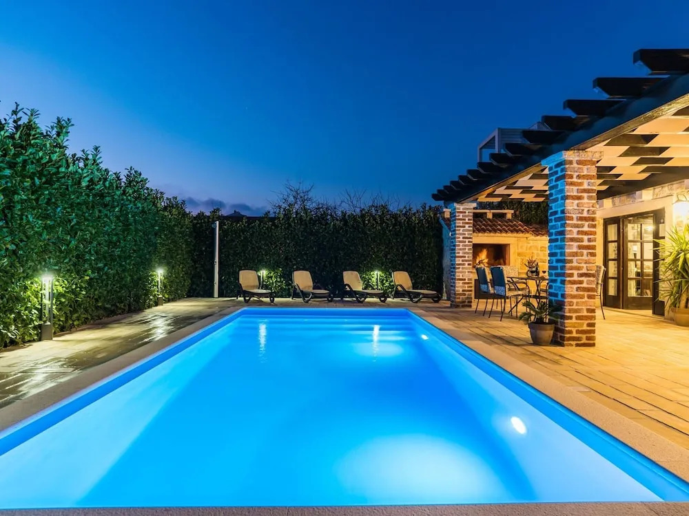 Holiday Home in Sukosan With sea Beach