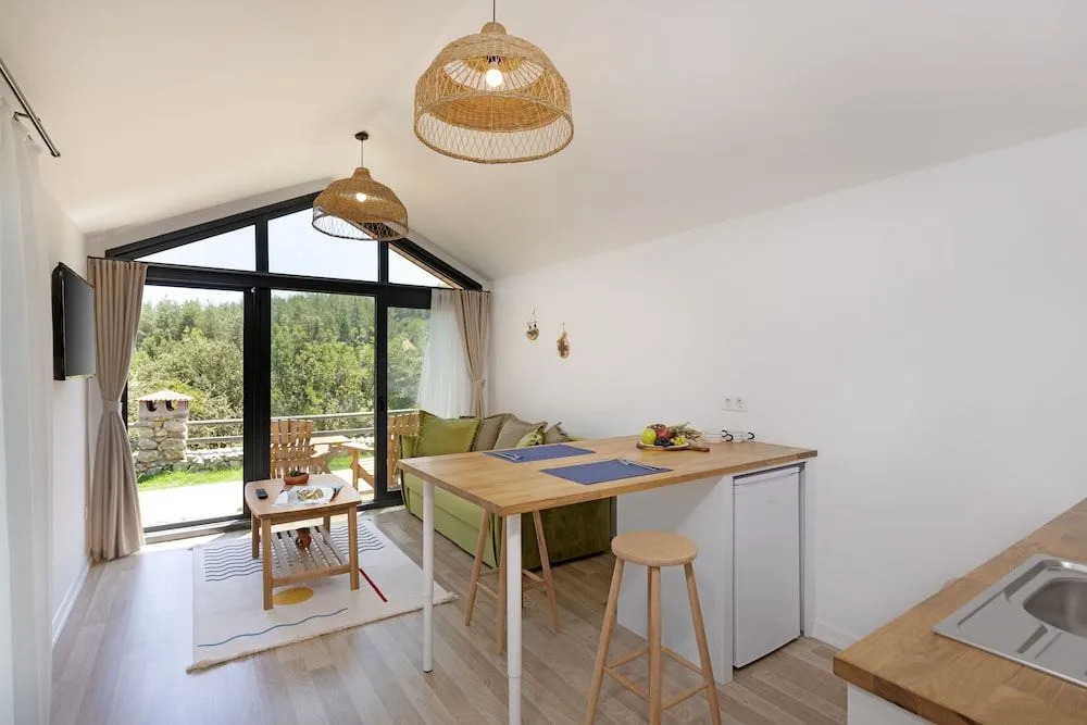 Kairos Hotel