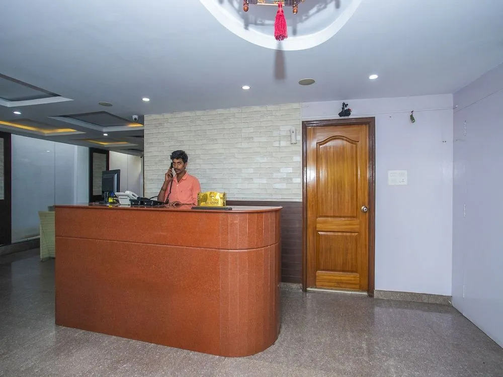 OYO 23360 White Bricks Inn