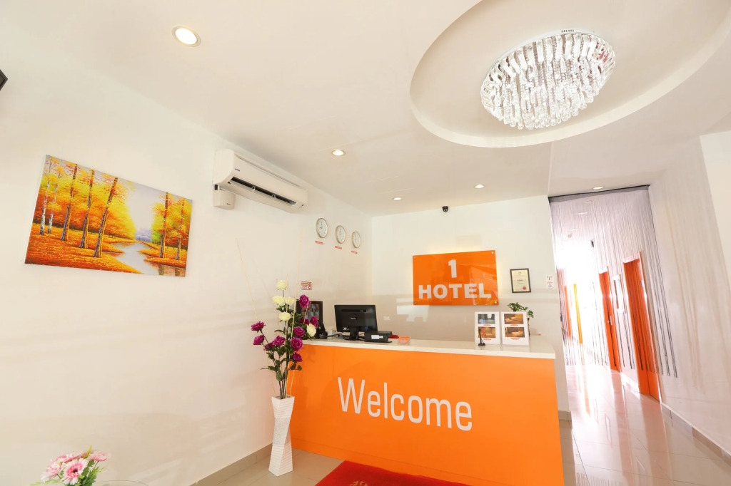 1 Hotel Taman Connaught