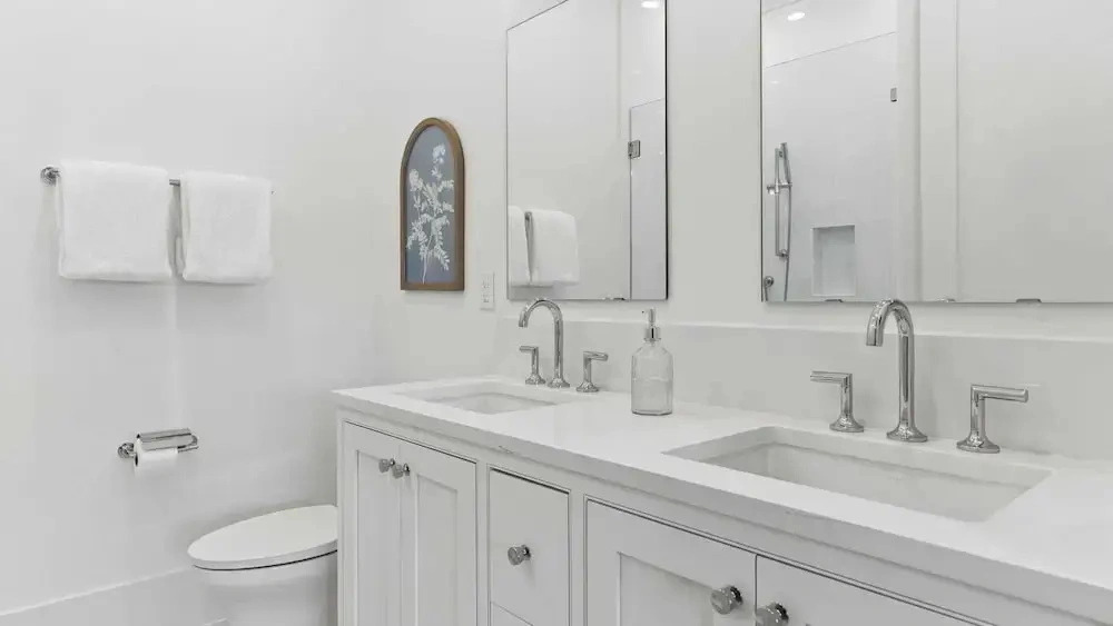 Spacious Coastal Retreat Near Inlet Beach With Bikes, Balconies & Modern Design Bluewater View by Avantstay