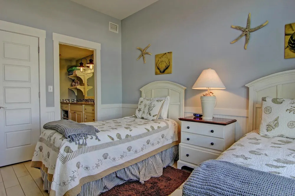 Cinnamon Shore- Shorehaven TC 3204