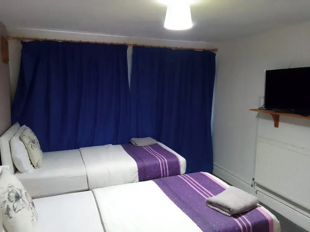 Apartment Sleeps 4
