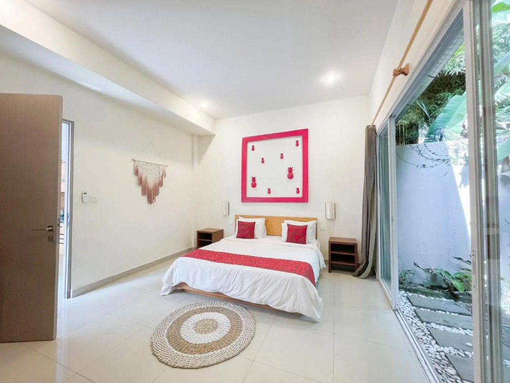 3BR Del Mar Beach Villas Near La Plancha Seminyak