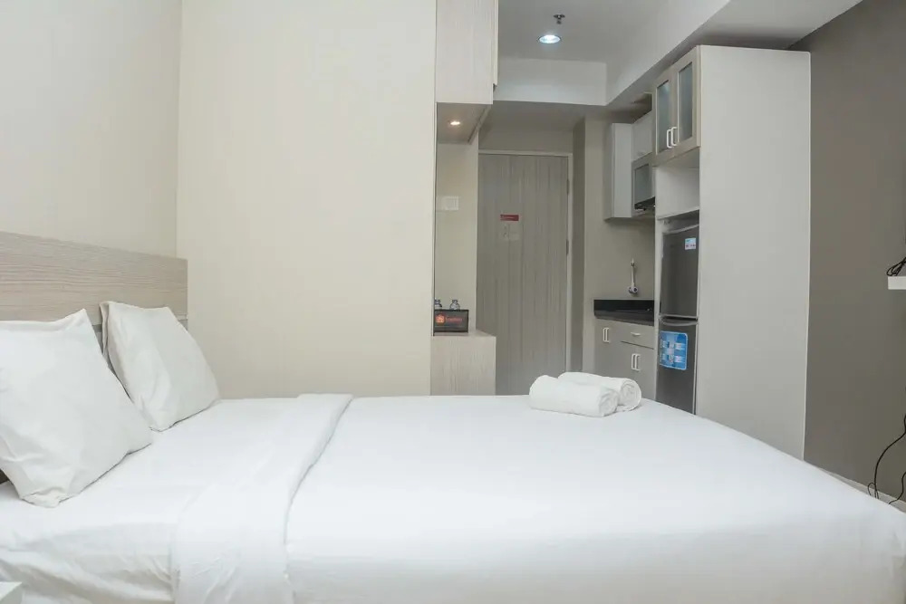 Premium and Comfy Studio Apartment @ Grand Kamala Lagoon By Travelio