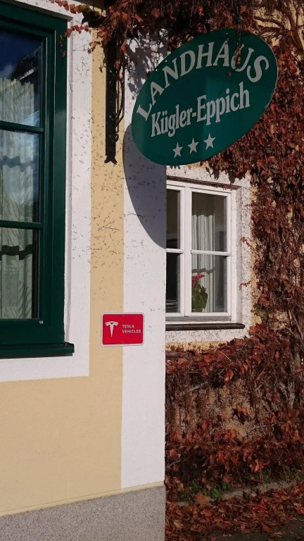 Landhaus Kügler-Eppich, KuEp KG