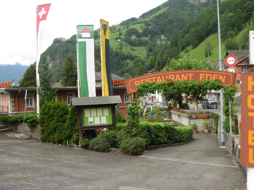 Hotel Eden Sisikon
