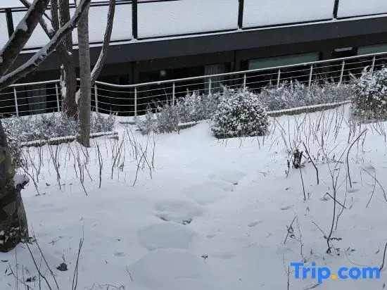 Hongri Mountain Residence Hotel