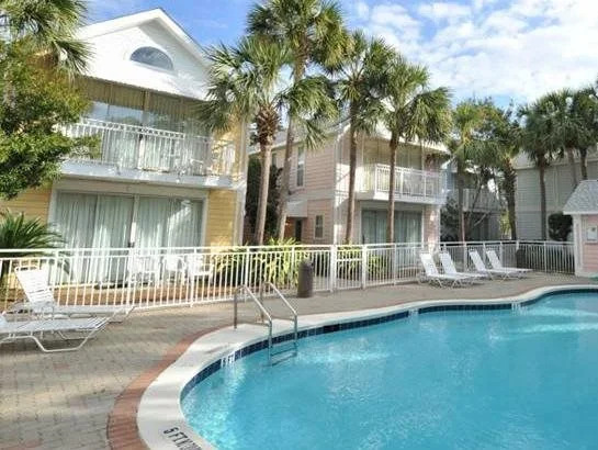 Palazzo Condominiums