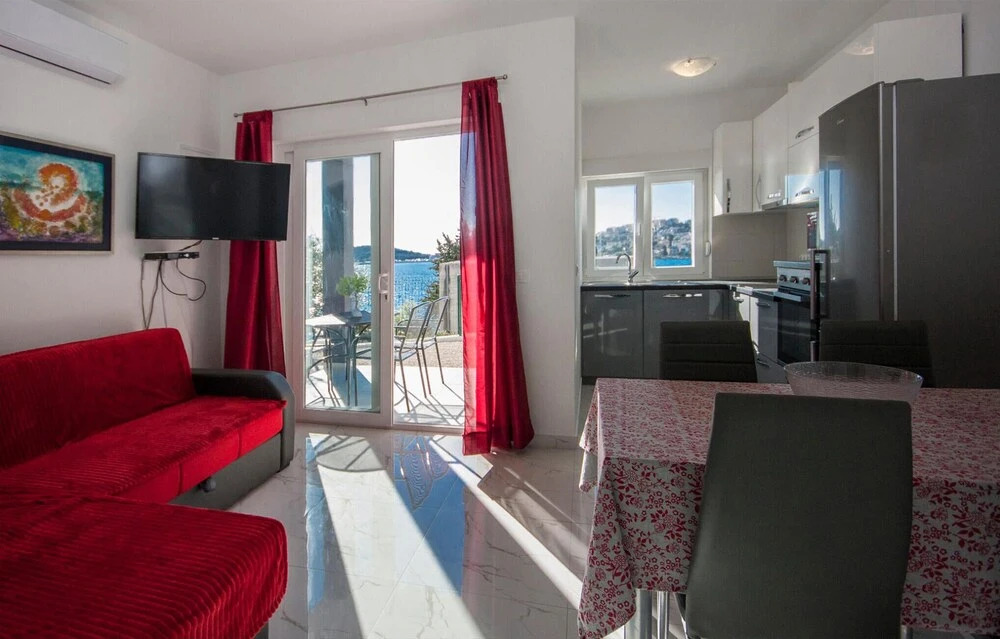 Beautiful Apartment in Rogoznica With 1 Bedrooms and Wifi