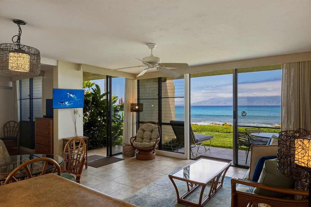 Oceanfront Maui Point Condo Sleeps 4 - Unit A3 1 Bedroom Condo
