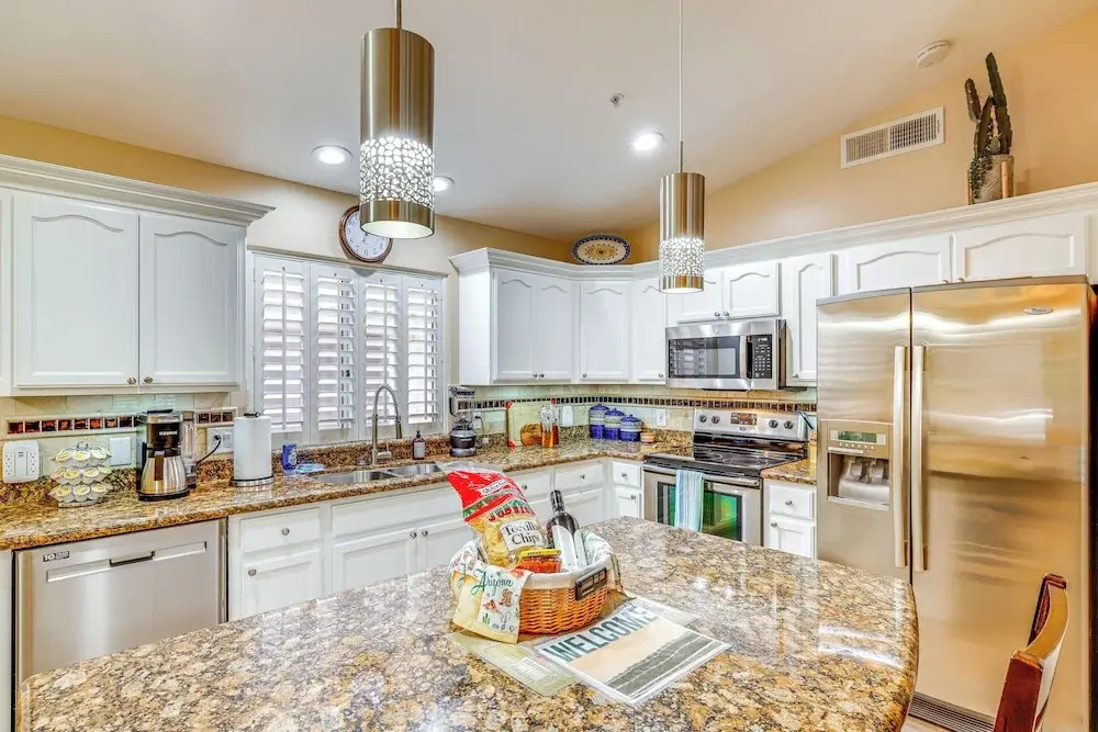 2 Mi to Westworld: Scottsdale Home w/ Heated Pool