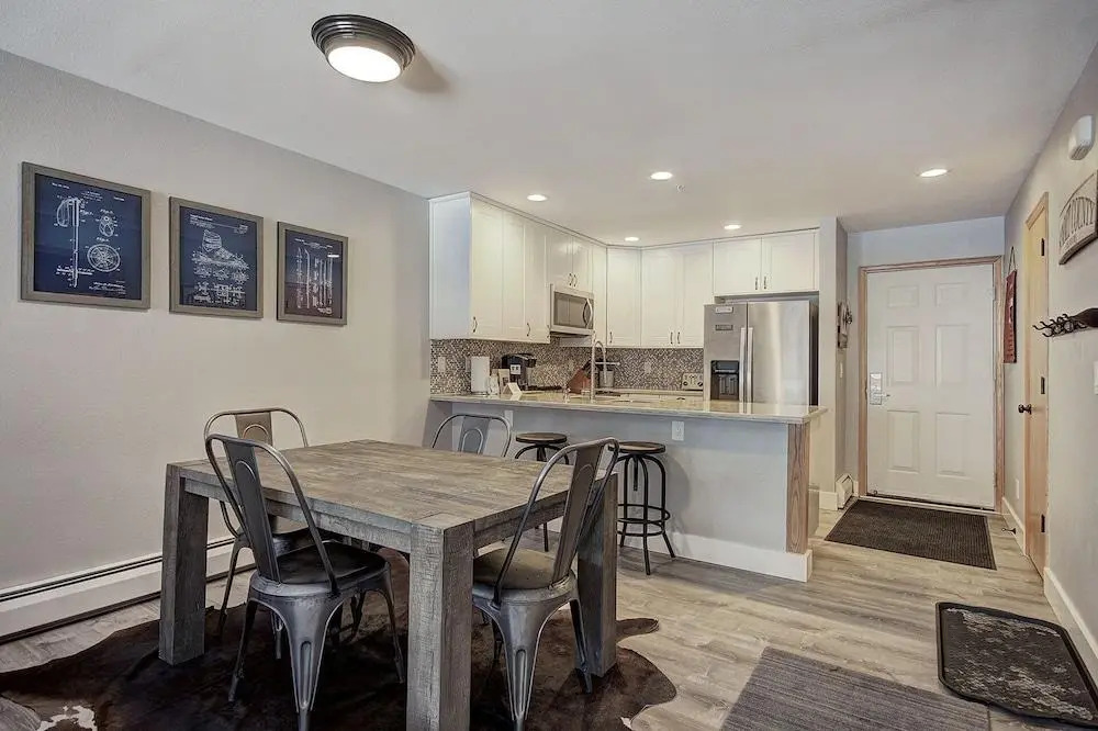 C212 Cinnamon Ridge 2 Bedroom Condo by RedAwning