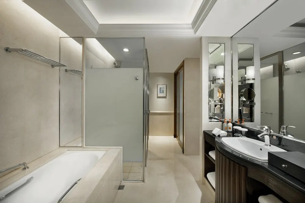 Nanchang Ligao Crowne Plaza Hotel