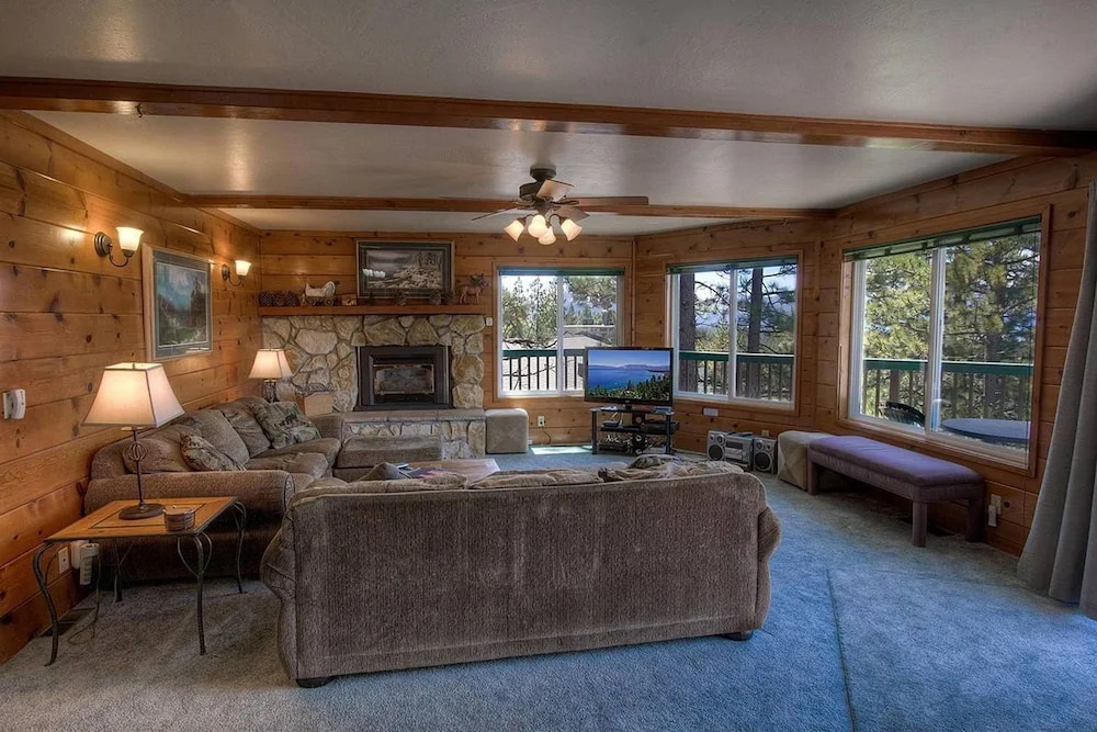 Heavenly Lake View Retreat by Lake Tahoe Accommodations