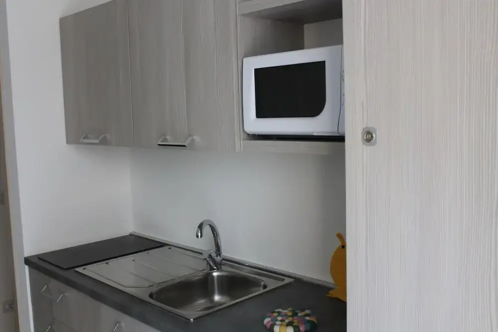 Destefano Central Apartment with Balcony