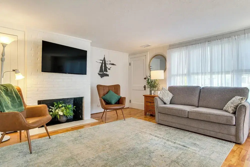 Walk to Craigville Beach: Cape Cod Gem w/ Patio