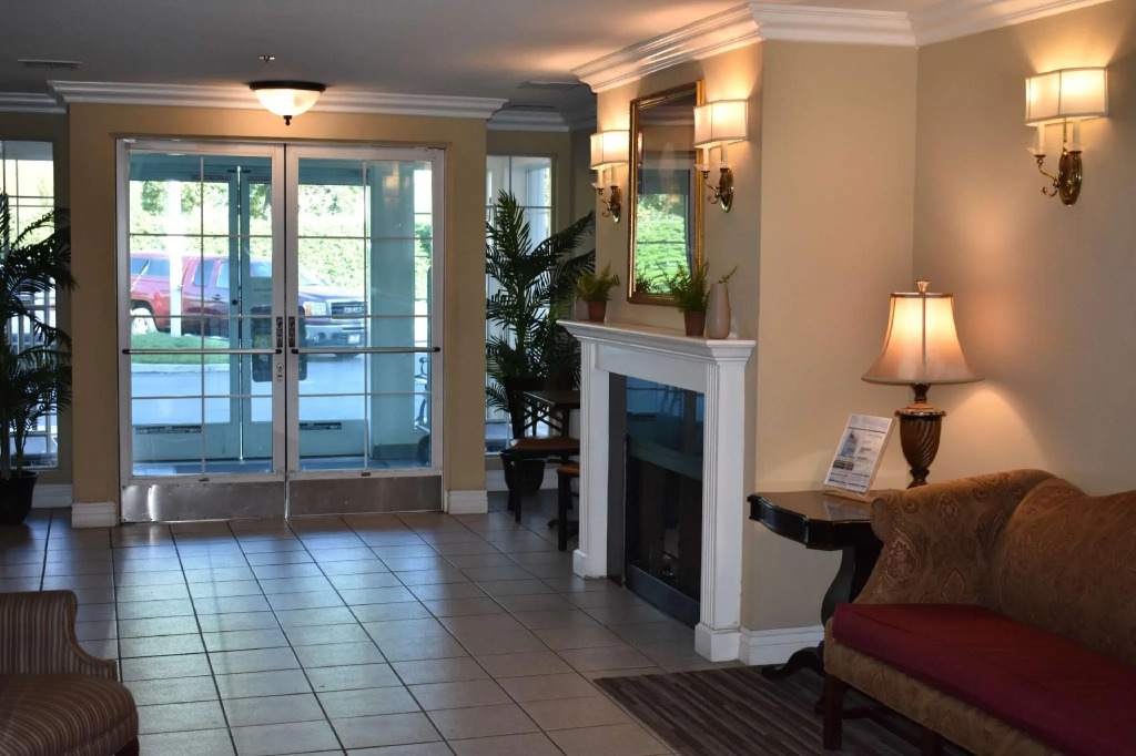 Best Western Colonial Inn