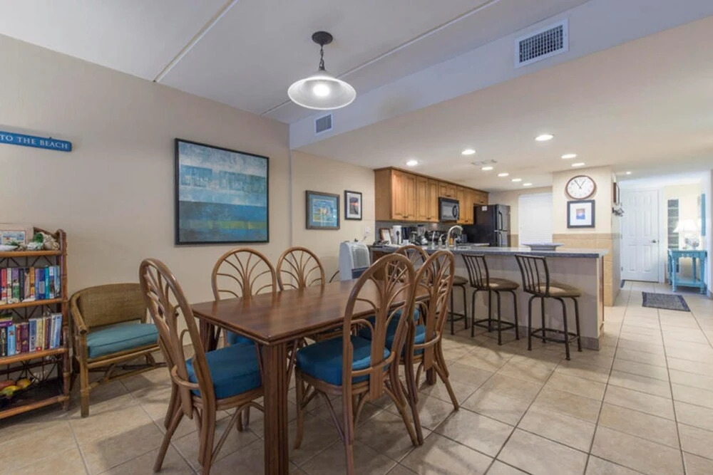 Suntide II Condominium 301