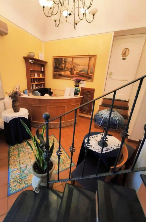 Hotel Antica Repubblica in the historical center 2 minutes away,at 170mt, from the Sea