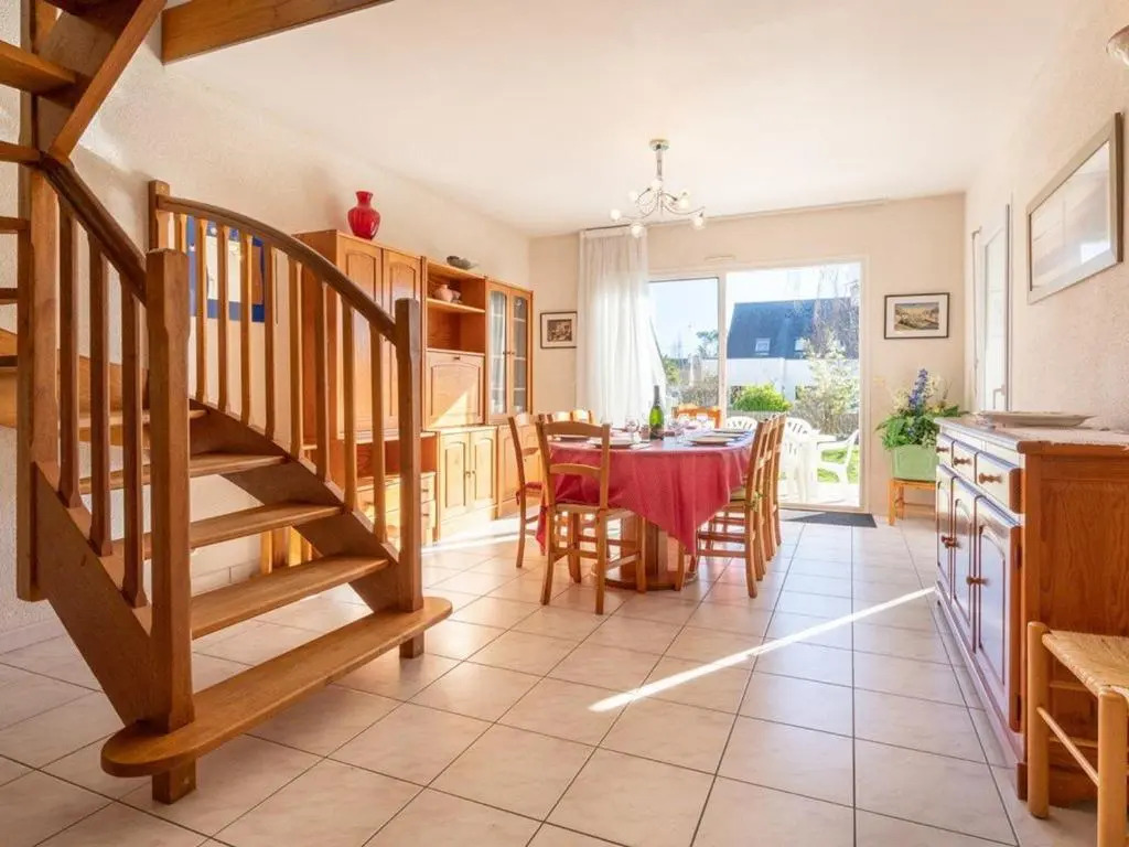 Maison spacieuse à Carnac - 8 pers, jardin clos, proche plage, Wifi, garage, petit animal accepté - FR-1-477-50