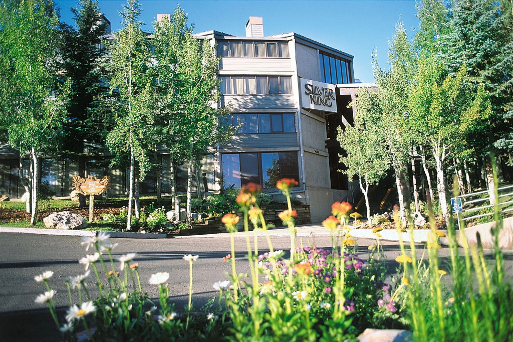 Silver King by All Seasons Resort Lodging